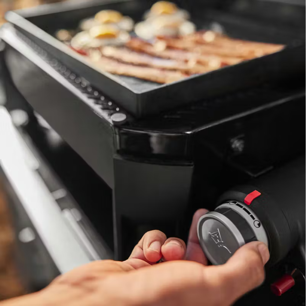 Weber® Slate™ Tabletop Griddle (17") LPG